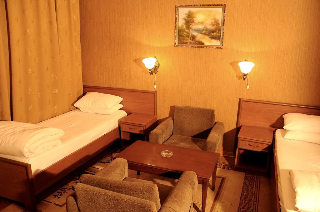 Ganja Hotel Zewnętrze zdjęcie