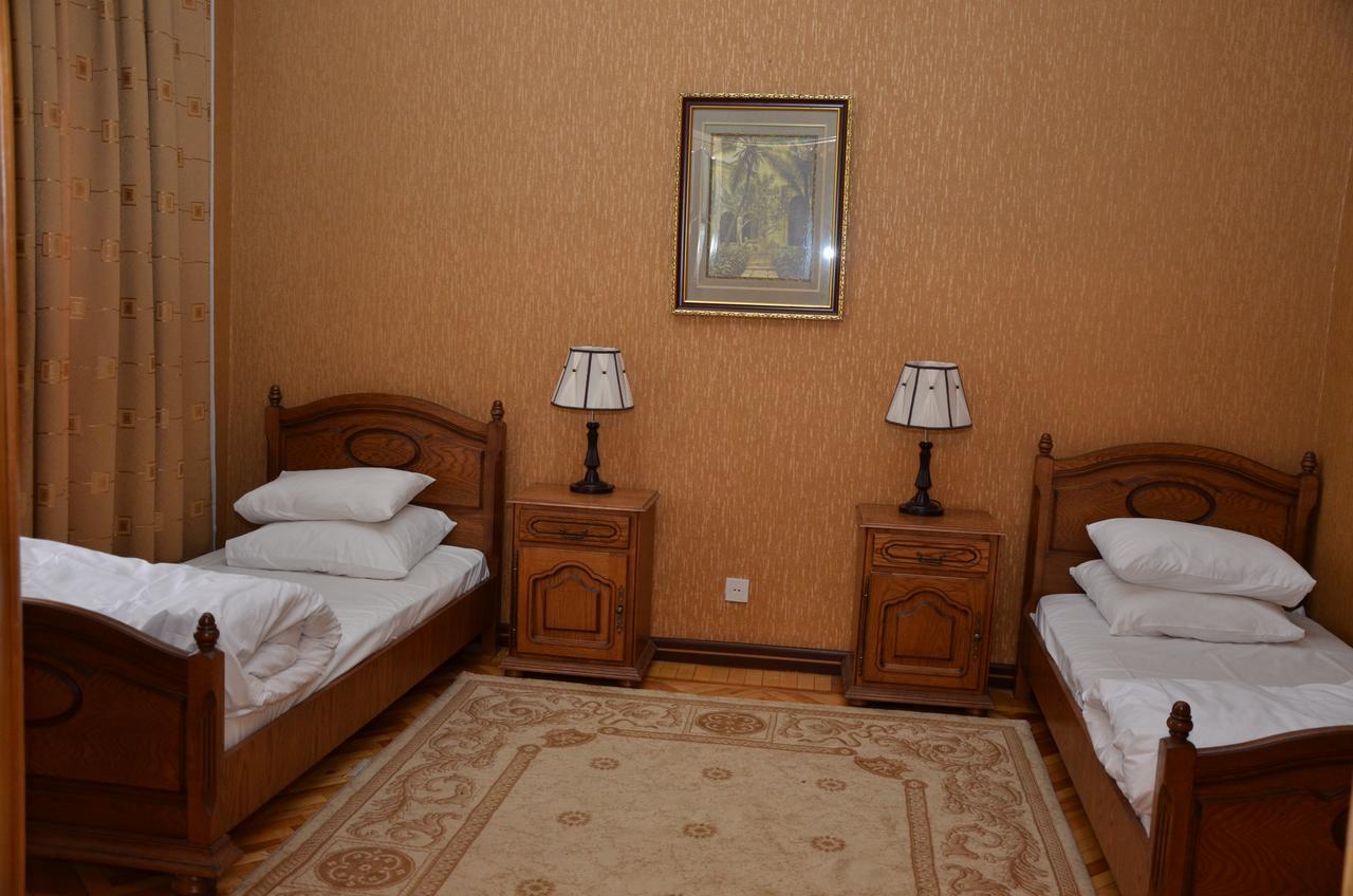 Ganja Hotel Zewnętrze zdjęcie